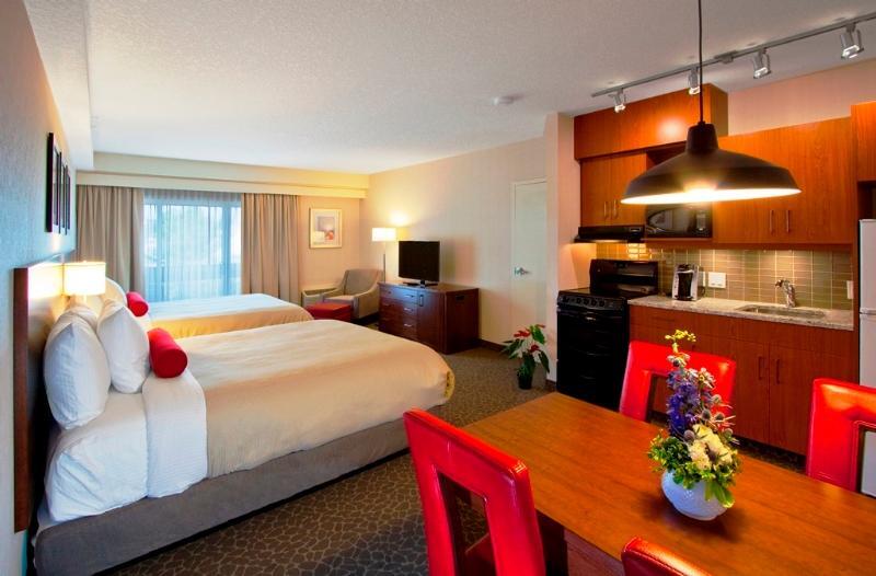 Hotel The Crimson